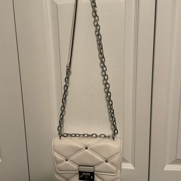 Michael Kors Purse - Picture 1 of 5